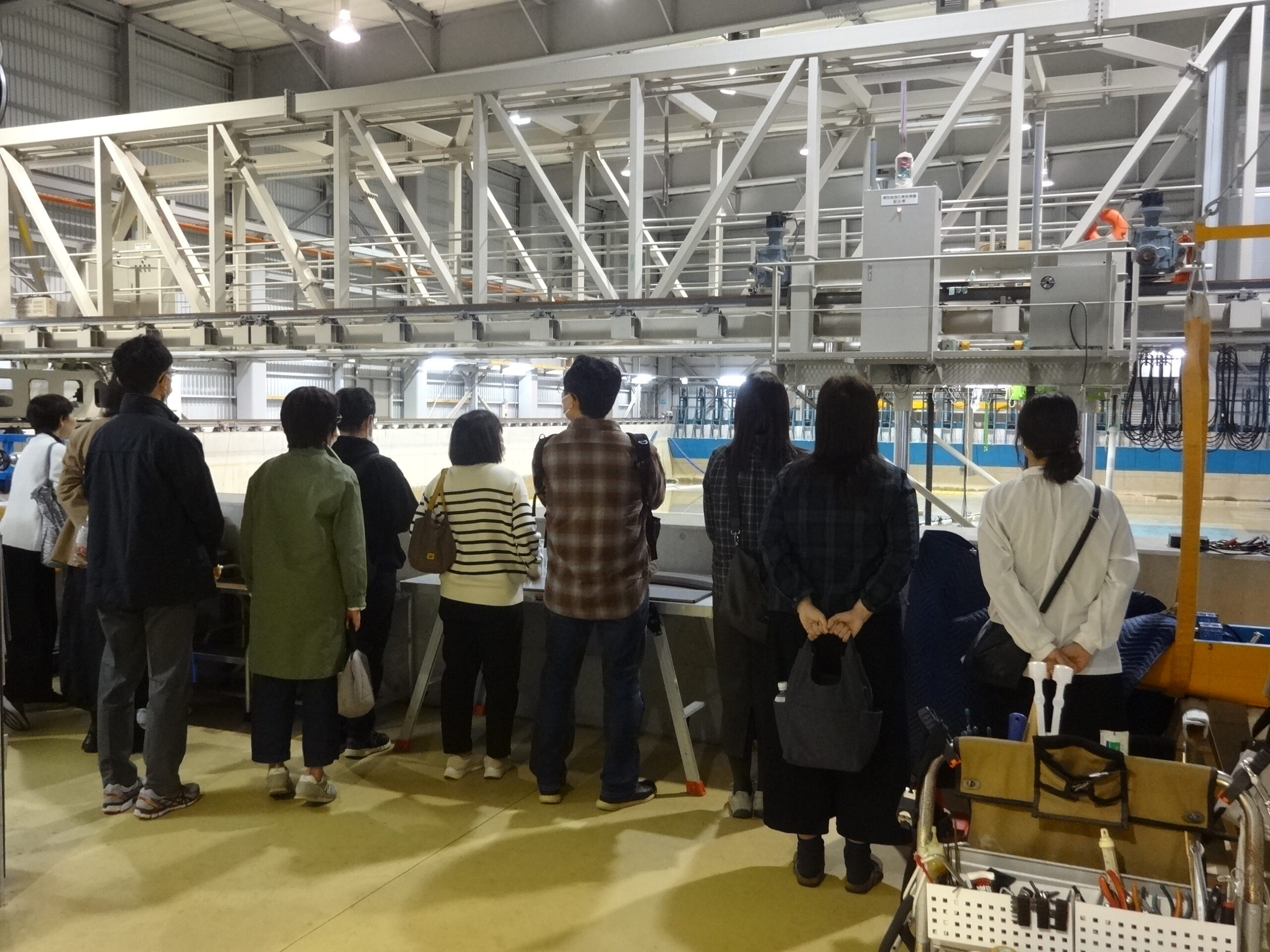 運動性能試験水槽見学